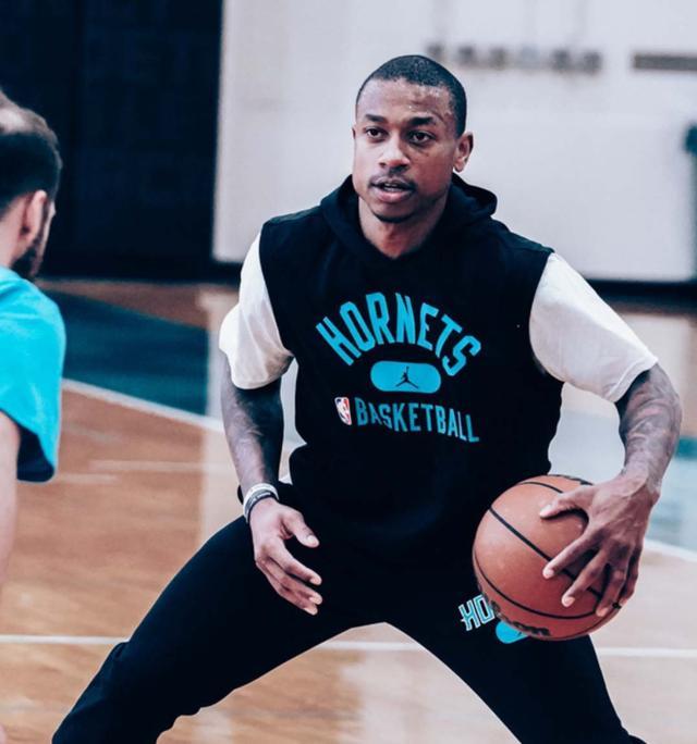 一是拉开纵 一是拉开纵